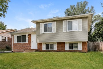 1335 Birch Dr Columbus, OH 43223